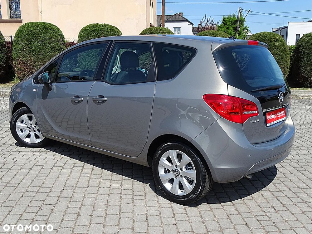 Opel Meriva 1.4 T Cosmo - 24