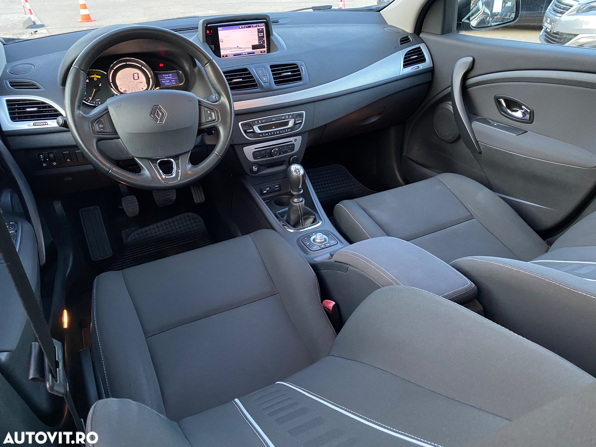 Renault Megane 1.5 dCi Dynamique - 2