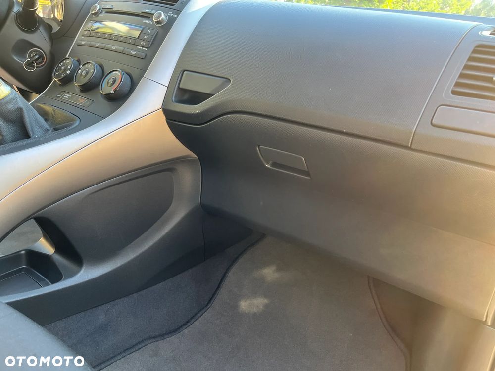 Toyota Auris 1.4 VVT-i - 21
