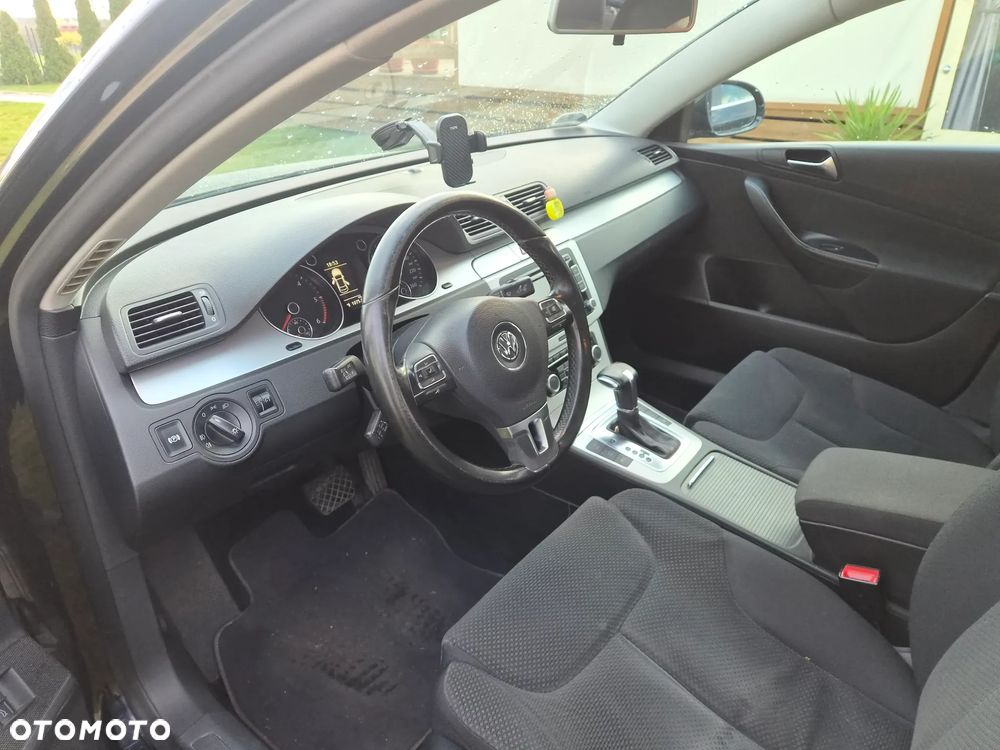 Volkswagen Passat 2.0 TDI DPF Comfortline DSG - 9