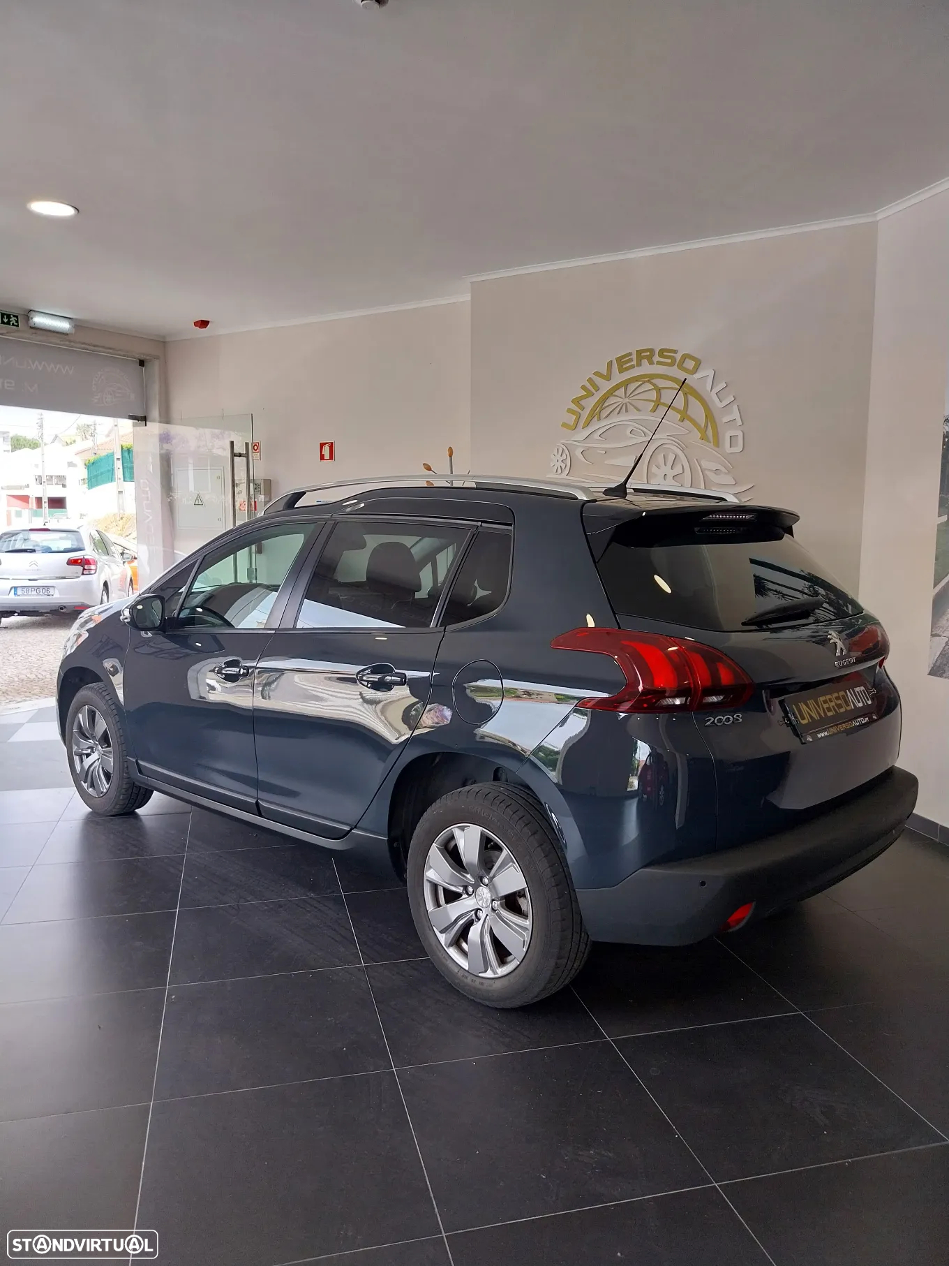 Peugeot 2008 1.6 BlueHDi Style - 6