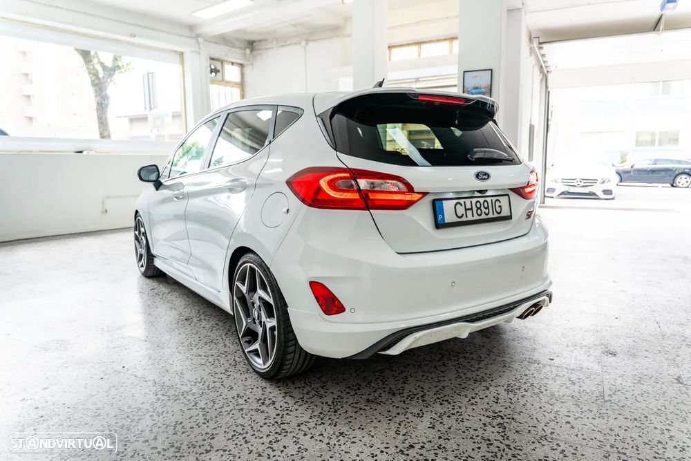 Ford Fiesta 1.5 EcoBoost ST - 5