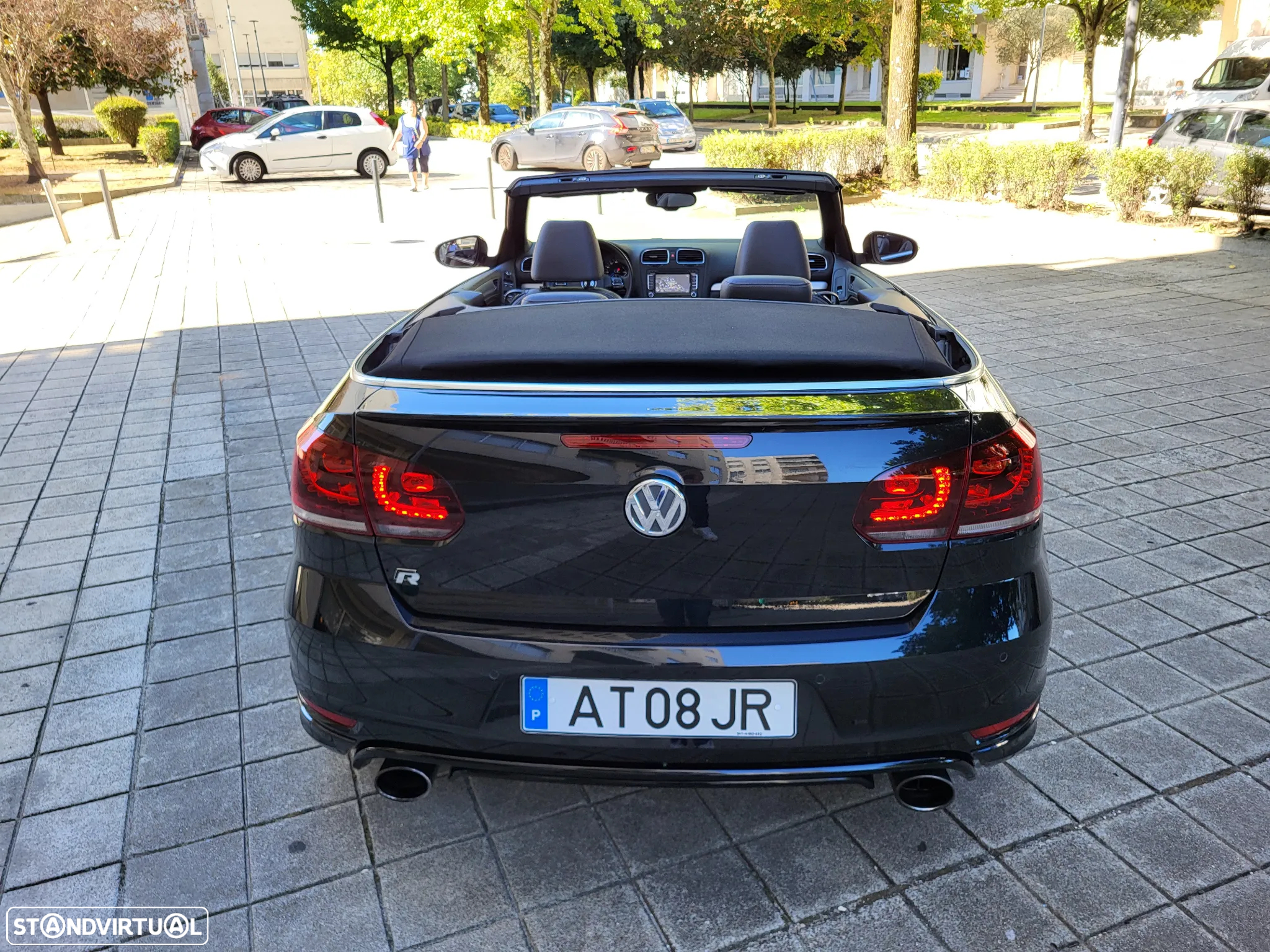 VW Golf Cabriolet R DSG - 18