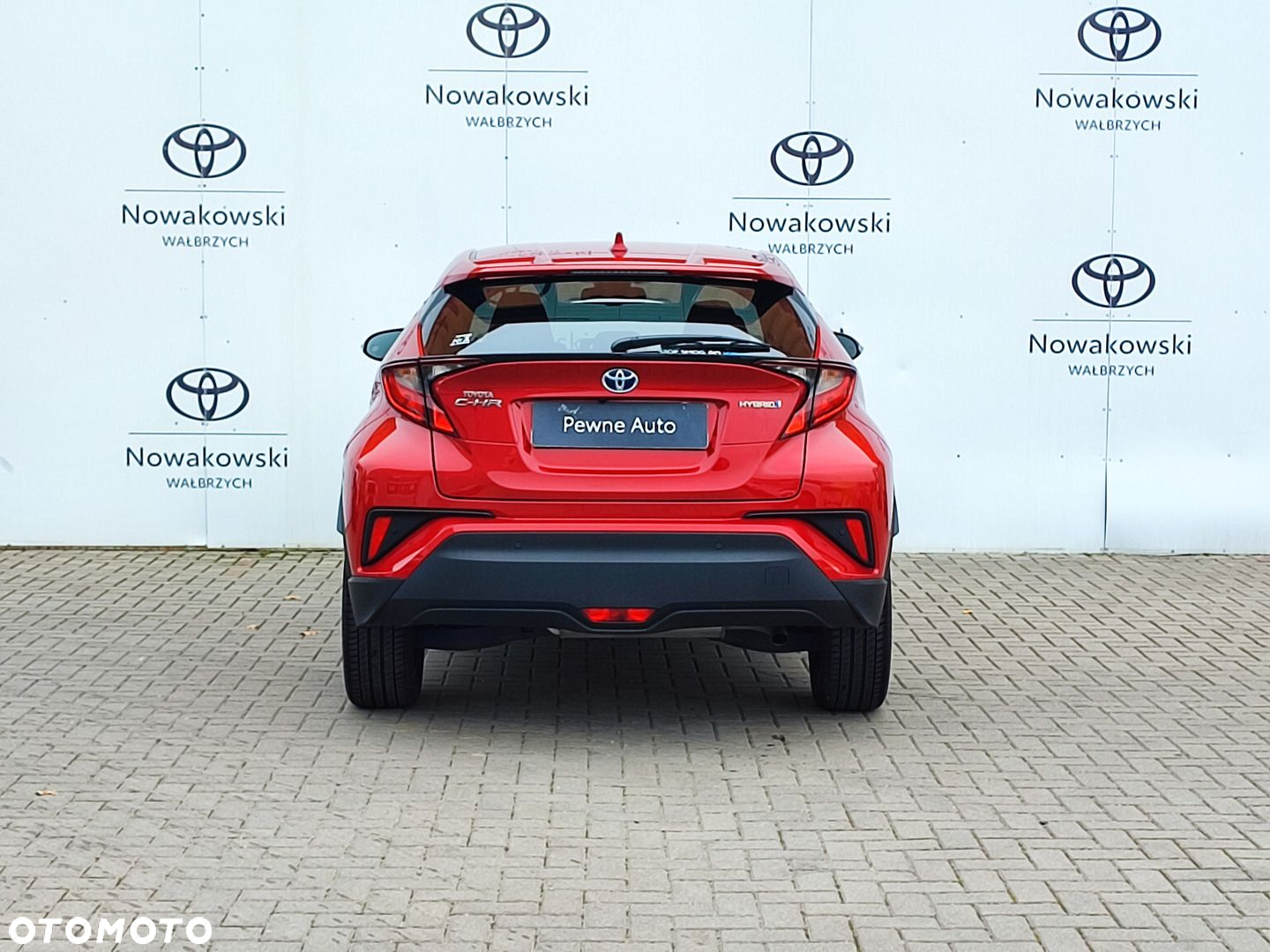 Toyota C-HR - 8