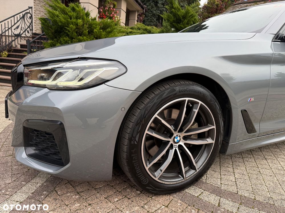BMW Seria 5 520d xDrive M Sport Edition - 25