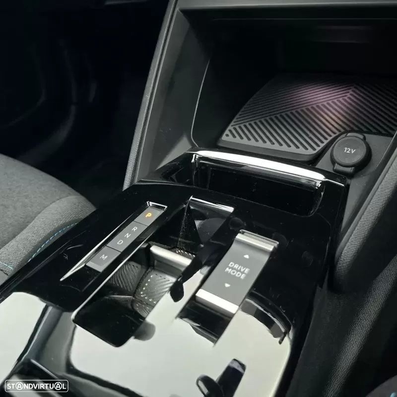 Citroën C4 X PureTech 130 Stop&Start EAT8 MAX - 37