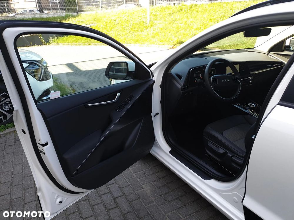 Kia Niro 1.6 GDI Hybrid L - 10