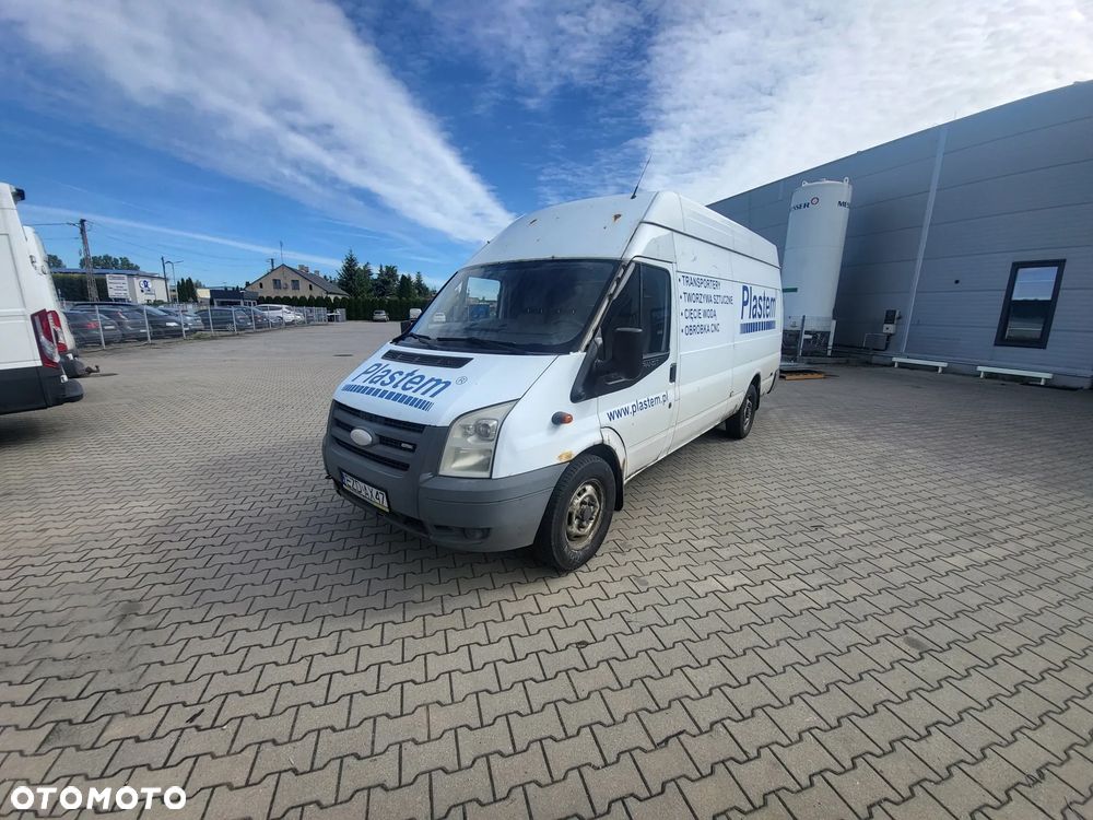 Ford Transit - 1
