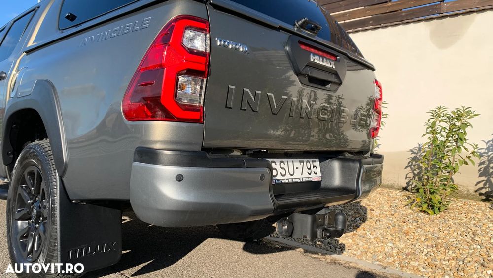 Toyota Hilux 2.8D 204CP 4x4 Double Cab AT Invincible Color Edition - 17