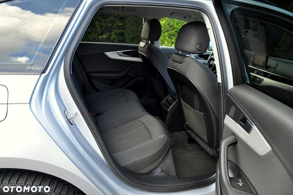 Audi A4 Avant - 19