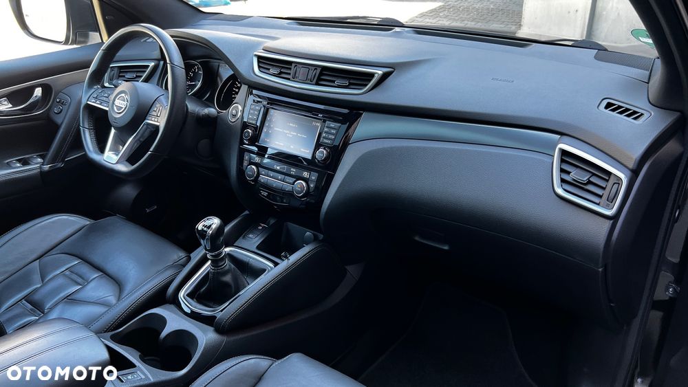 Nissan Qashqai 1.6 DIG-T Tekna+ - 34