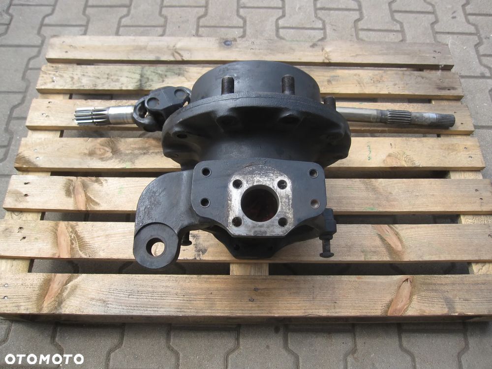 Zwrotnica 12899 12898 L P Carraro 150157 typ 26.28M Kramer 880  CAT th 336 Nh lb 115 case 695 - 2