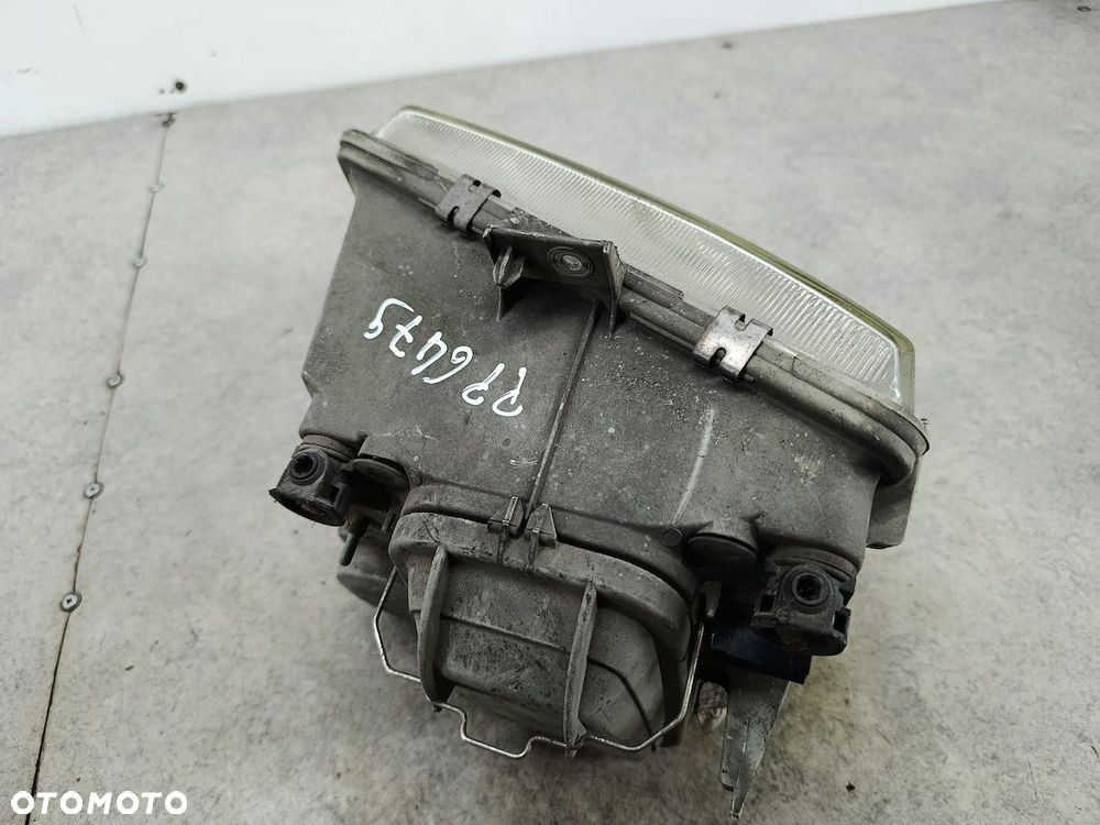 LAMPA PRZÓD PRAWA MERCEDES-BENZ VITO W638 6388200161 67629580  VALEO - 5