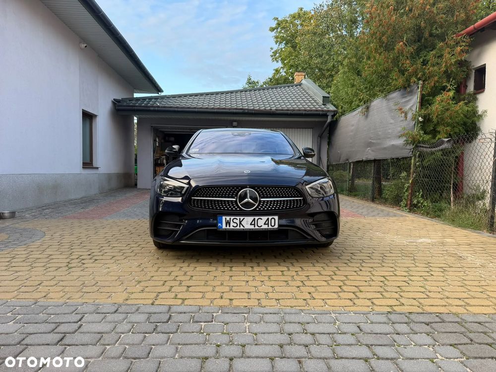 Mercedes-Benz Klasa E 300 de AMG - 2