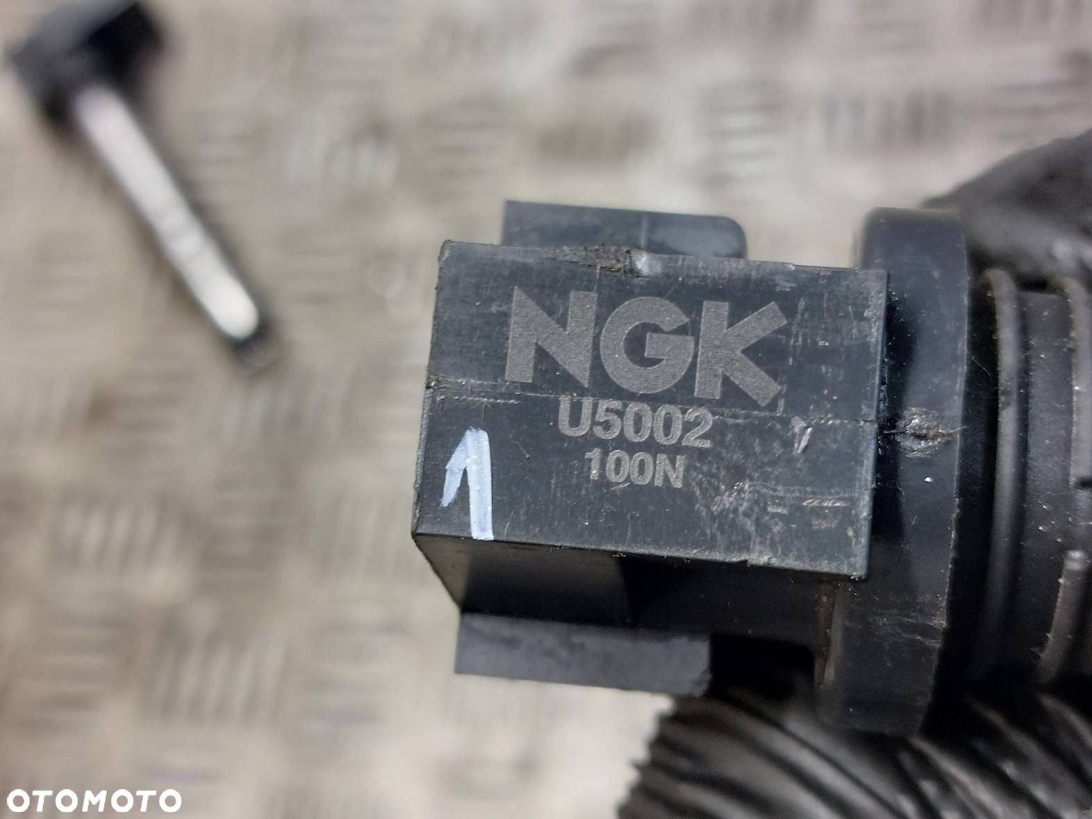CEWKA ZAPŁONOWA VOLKSWAGEN BORA I 1.6 16V NGK U5002 036905715F - 6