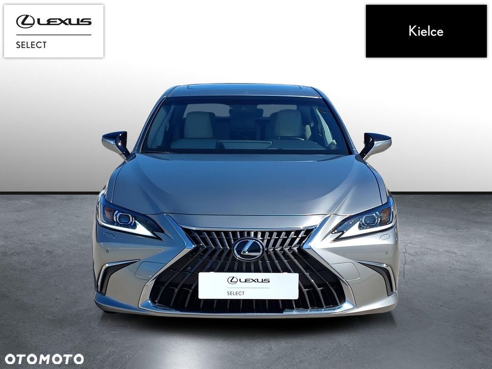 Lexus ES 300h Business Edition - 9