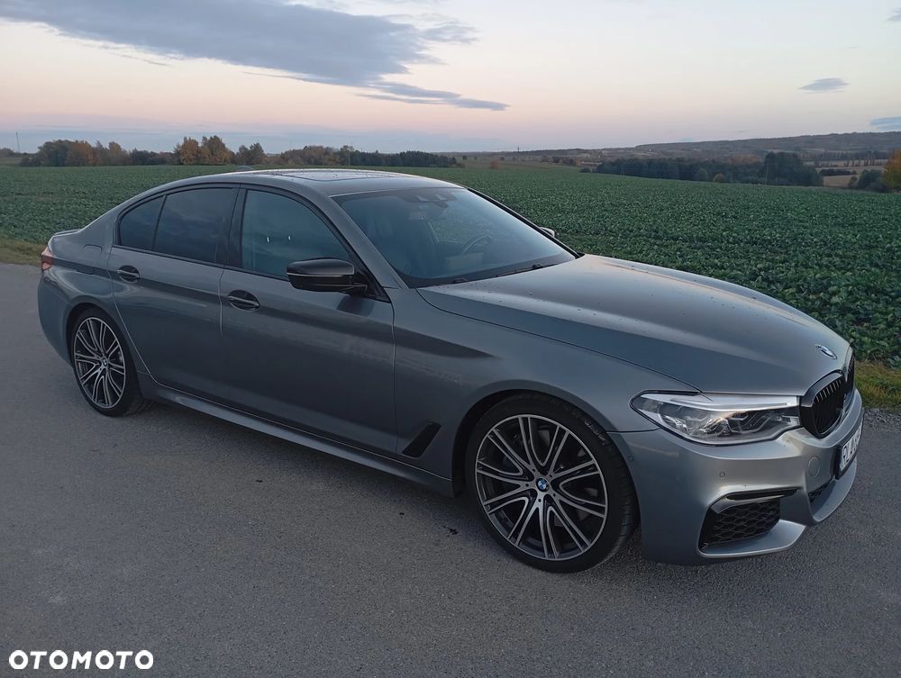 BMW Seria 5 M550i xDrive - 3