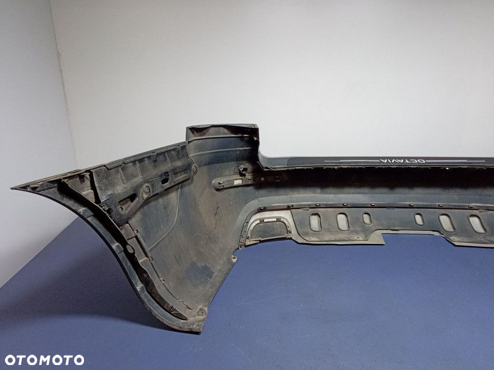 SKODA OCTAVIA II KOMBI SCOUT ZDERZAK TYŁ TYLNY LF5X - 4