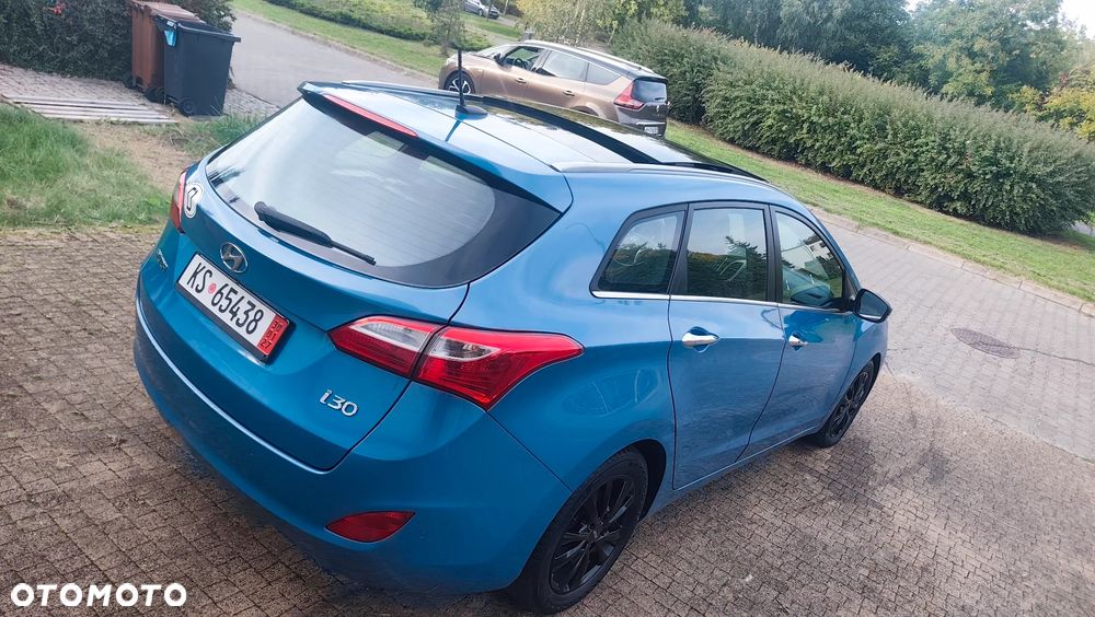 Hyundai i30 1.6 CRDi Premium - 35