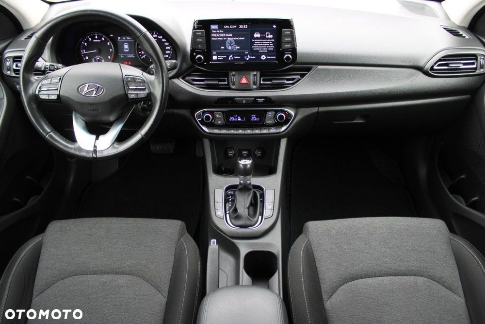 Hyundai i30 - 32
