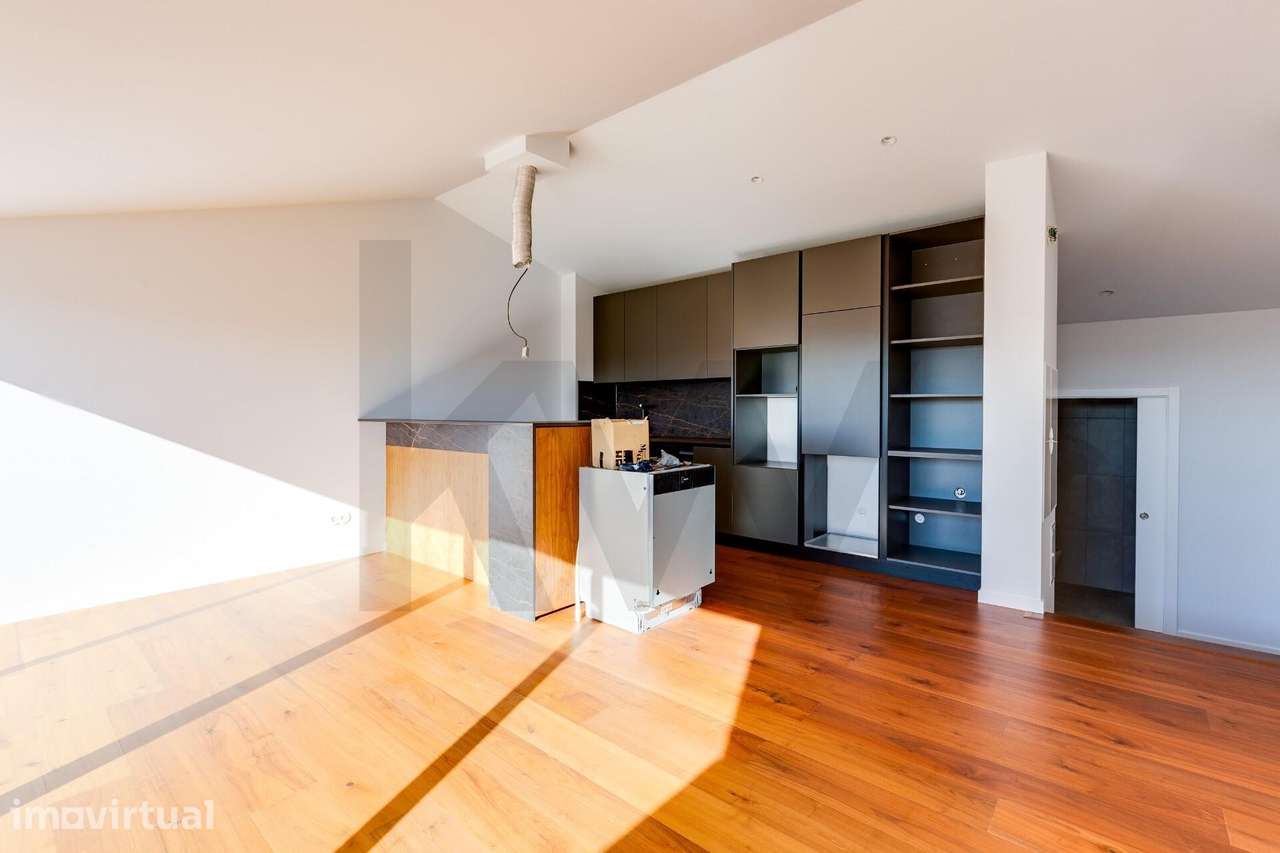 T2 no Coração da Cidade | Modernidade, Conforto e Terraço - Grande imagem: 5/16