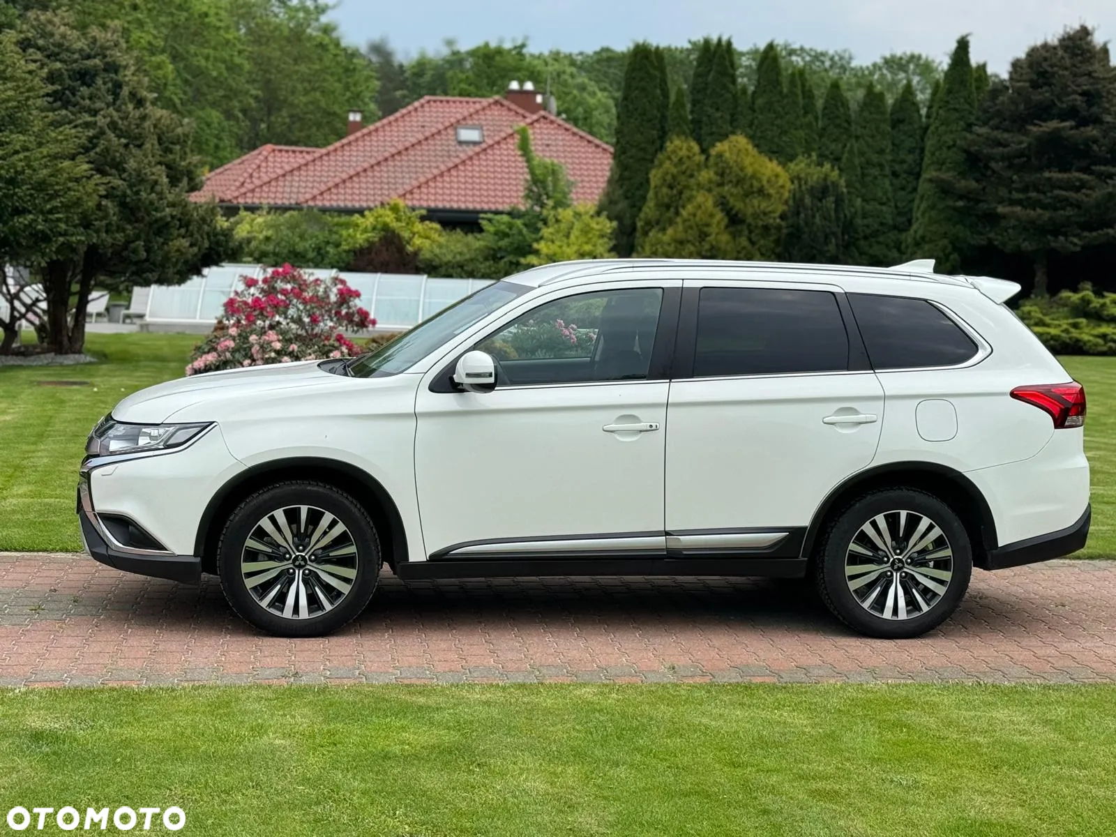 Mitsubishi Outlander 2.0 2WD CVT Spirit+ - 3
