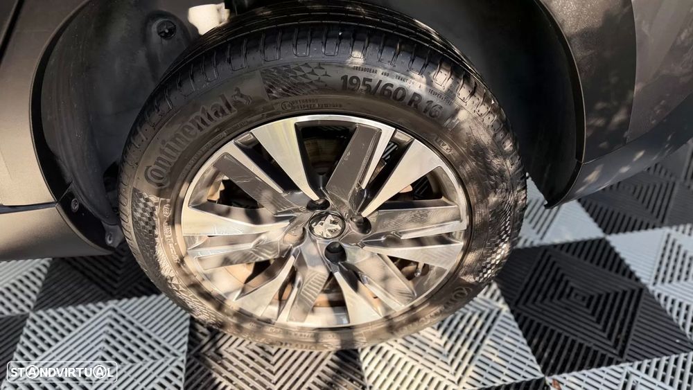 Peugeot 2008 BlueHDi 100 Allure - 9