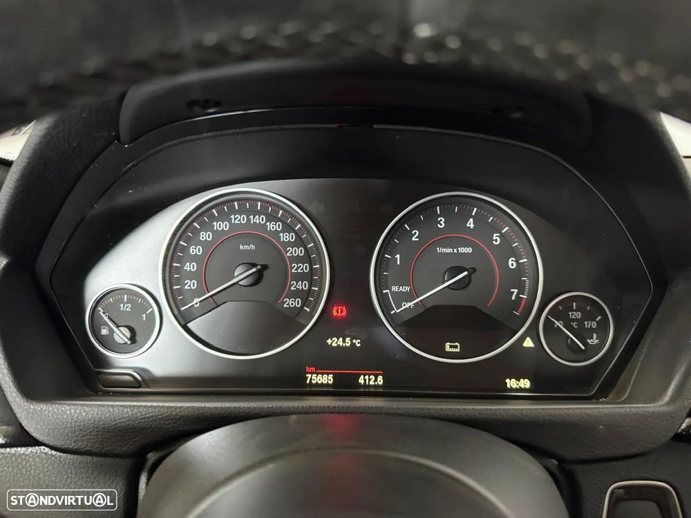 BMW 330 e iPerformance Pack M - 15