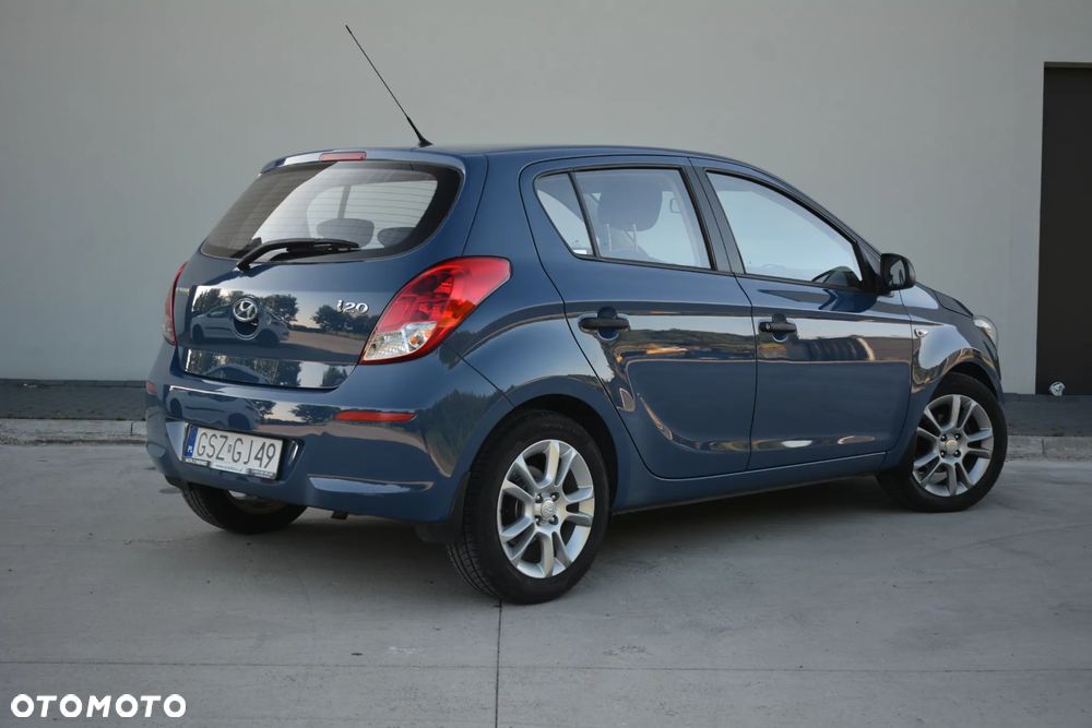 Hyundai i20 - 3