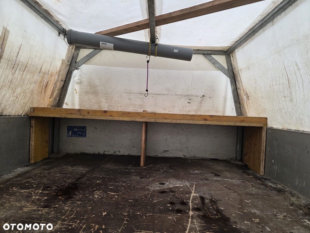 Volkswagen TRANSPORTER T5 - 14