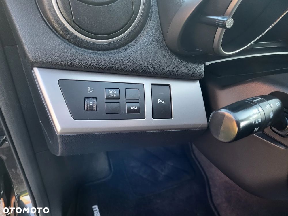 Mazda 3 1.6 Exclusive + - 15