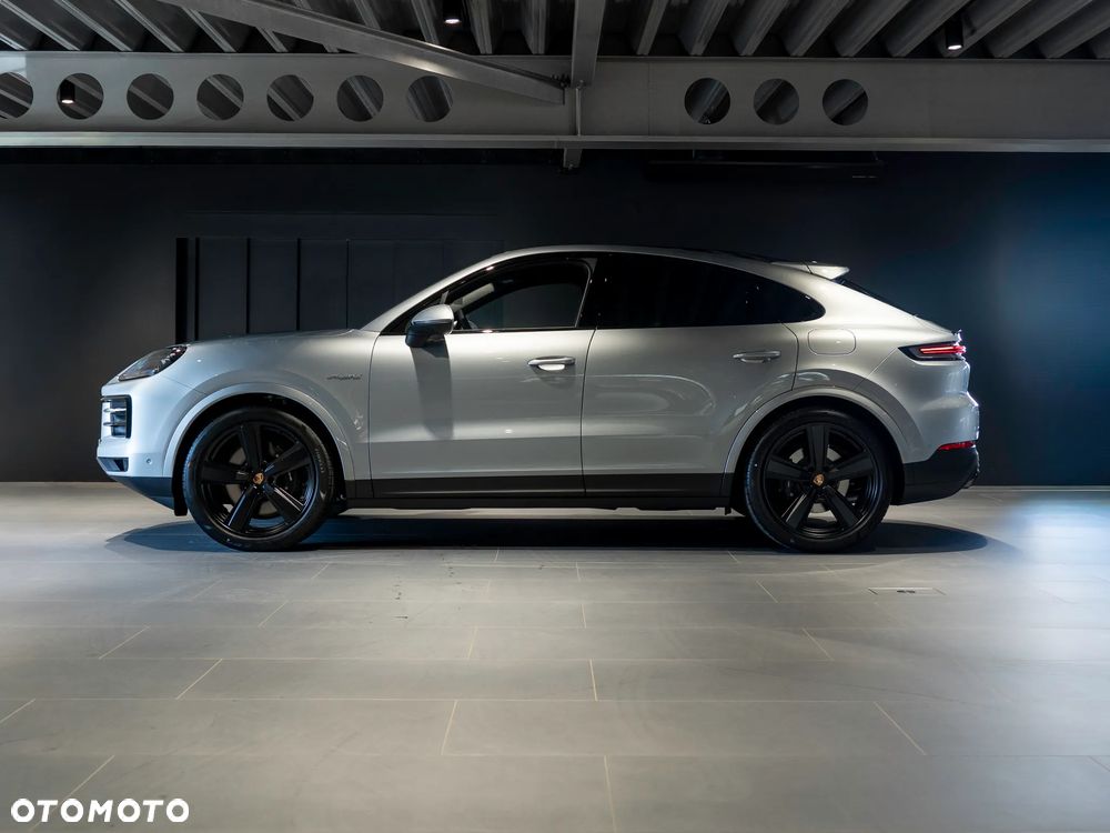 Porsche Cayenne E-Hybrid PHEV - 2