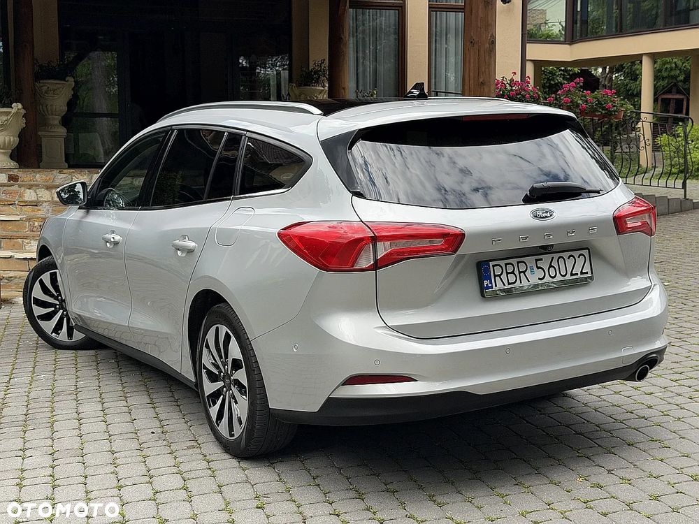 Ford Focus 1.5 EcoBlue Start-Stopp-System TITANIUM DESIGN - 9