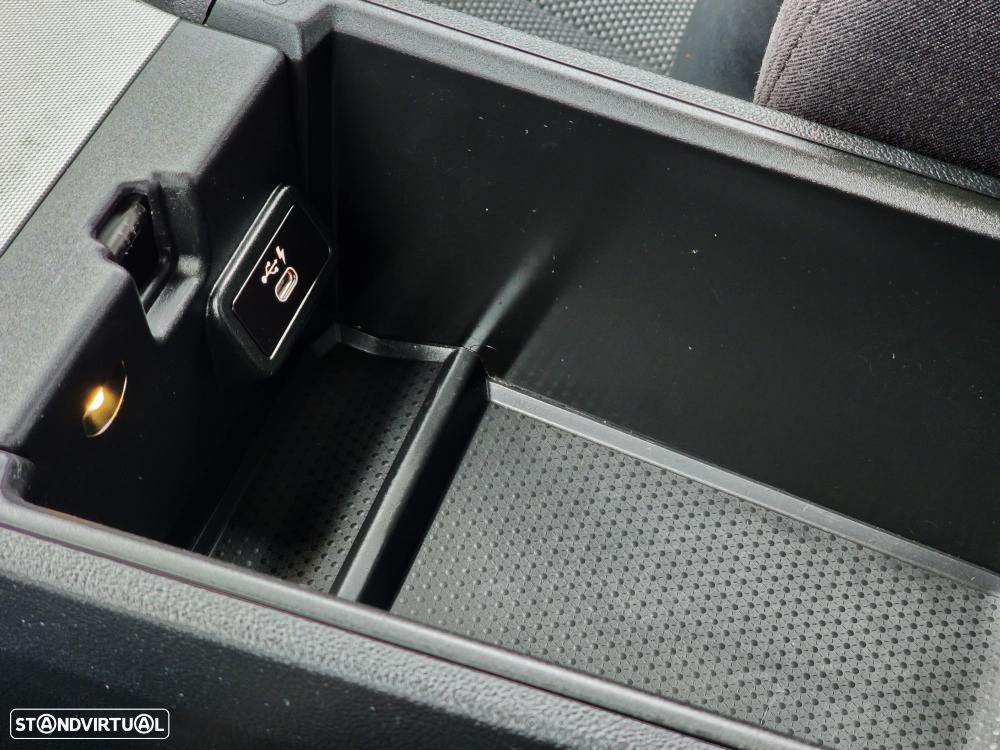 BMW 330 e Corporate Edition Auto - 29