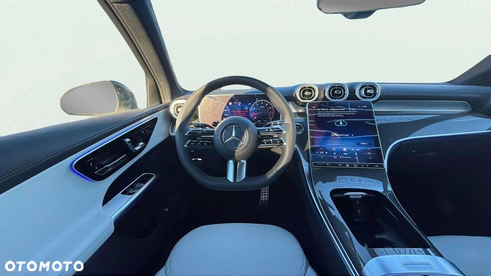 Mercedes-Benz GLC - 12