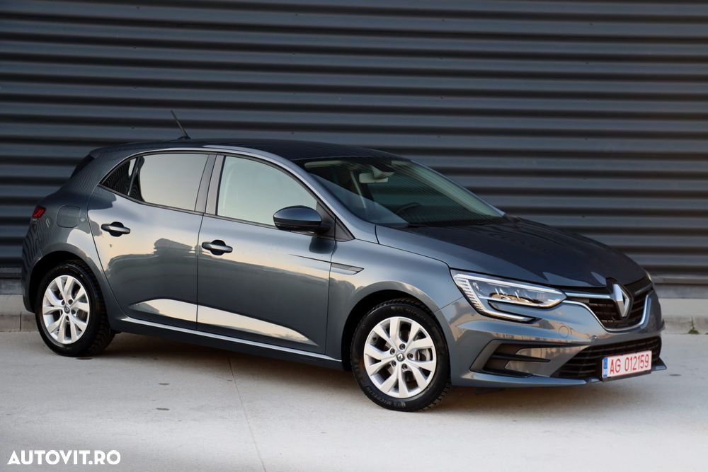 Renault Megane TCe 140 GPF LIMITED - 3