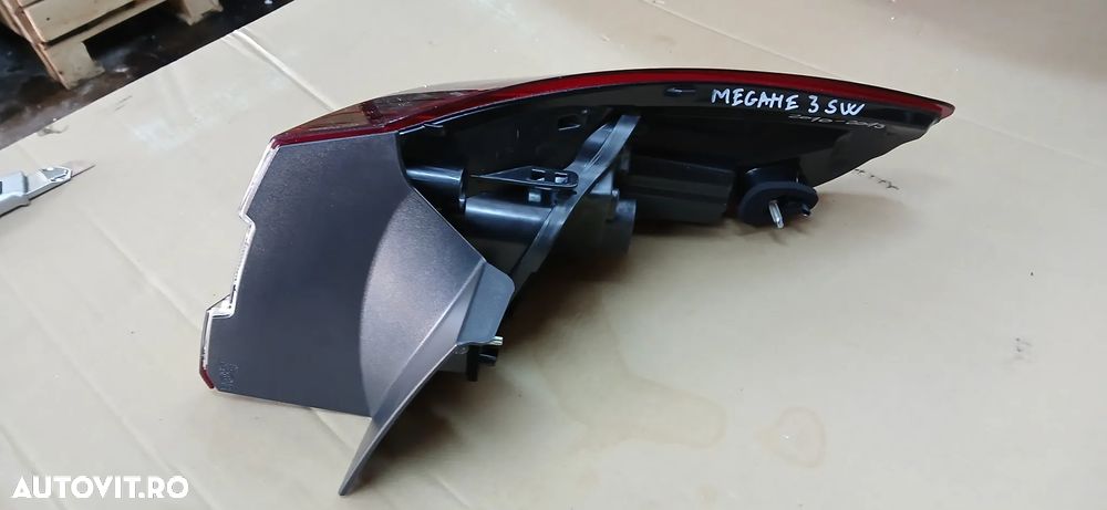 Stop stanga Renault Megane break 2010-2013 - 2