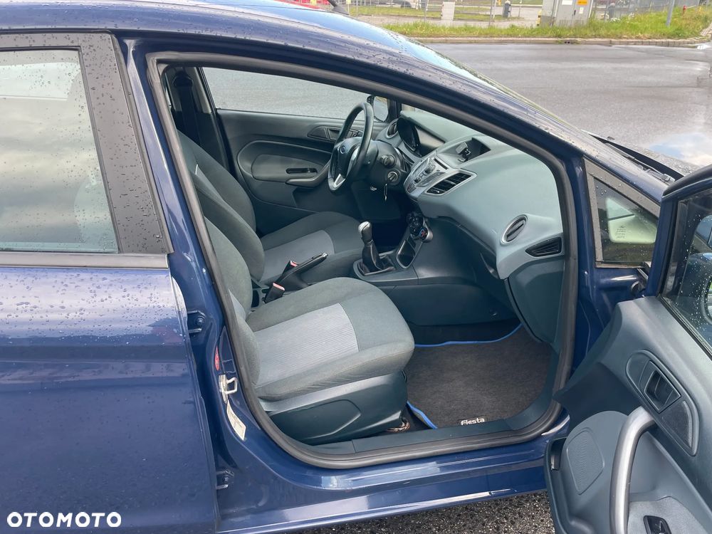 Ford Fiesta - 8