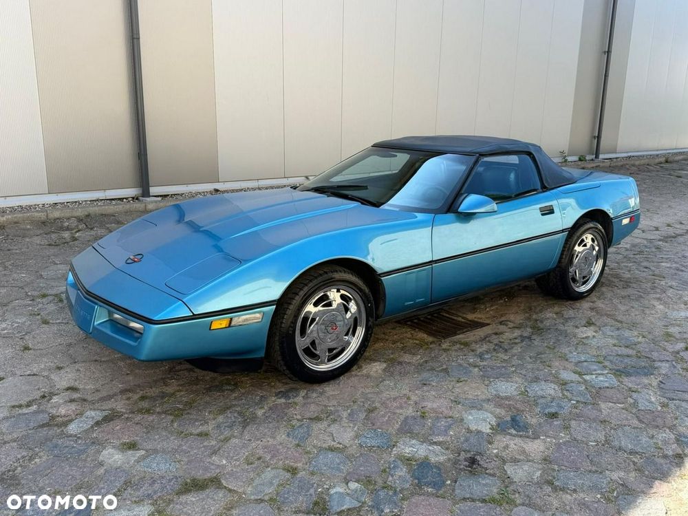 Chevrolet Corvette - 2