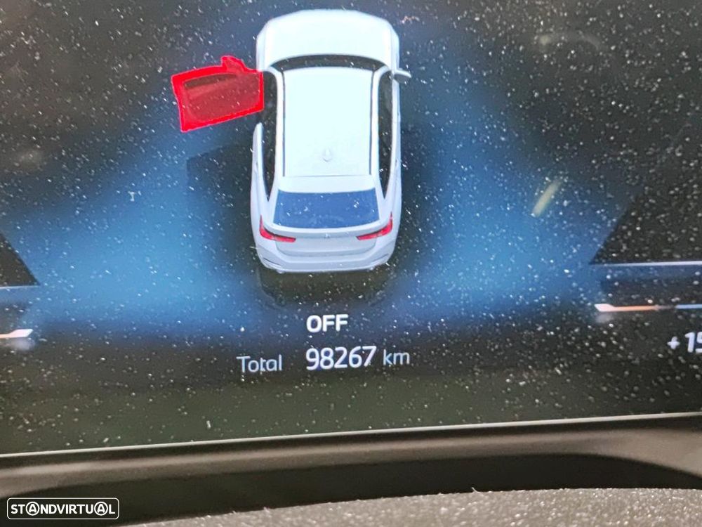 BMW 320 e Pack Essence Auto - 6