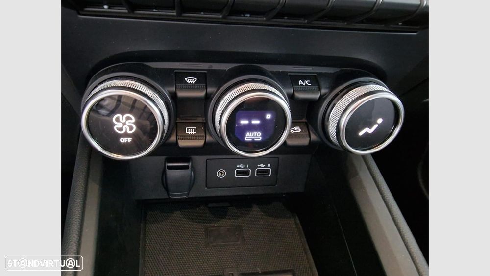 Mitsubishi Colt - 13