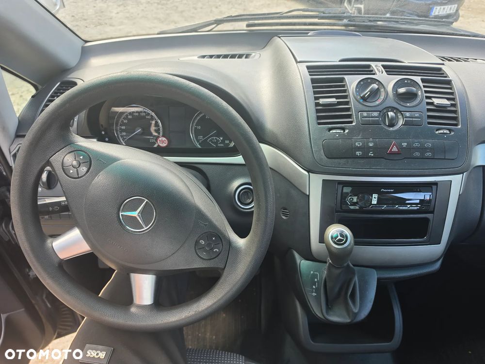Mercedes-Benz Vito - 22