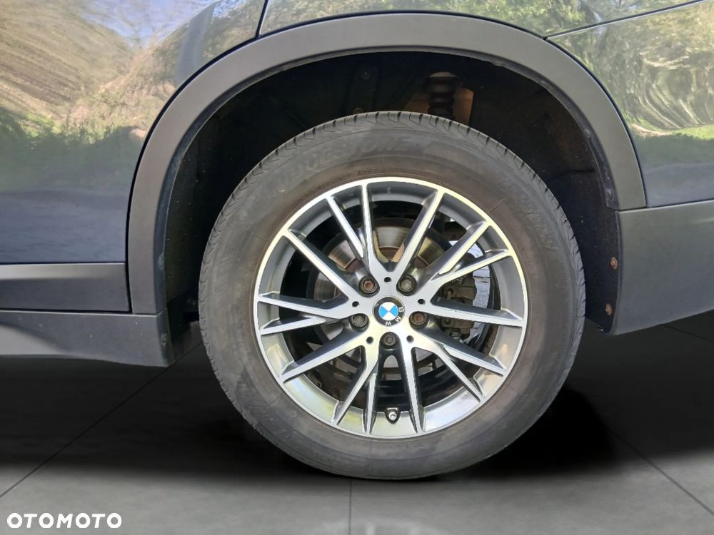 BMW X1 sDrive18d - 8