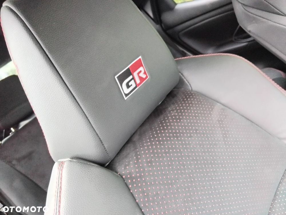 Toyota Yaris Hybrid 1.5 VVT-i GR SPORT - 17