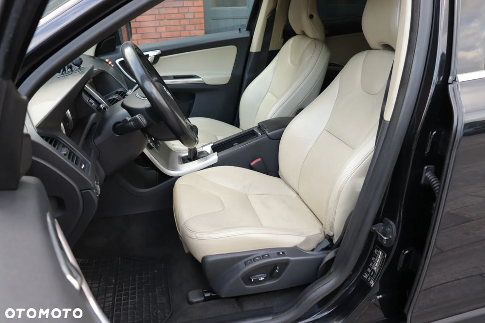 Volvo XC 60 D3 Summum - 18