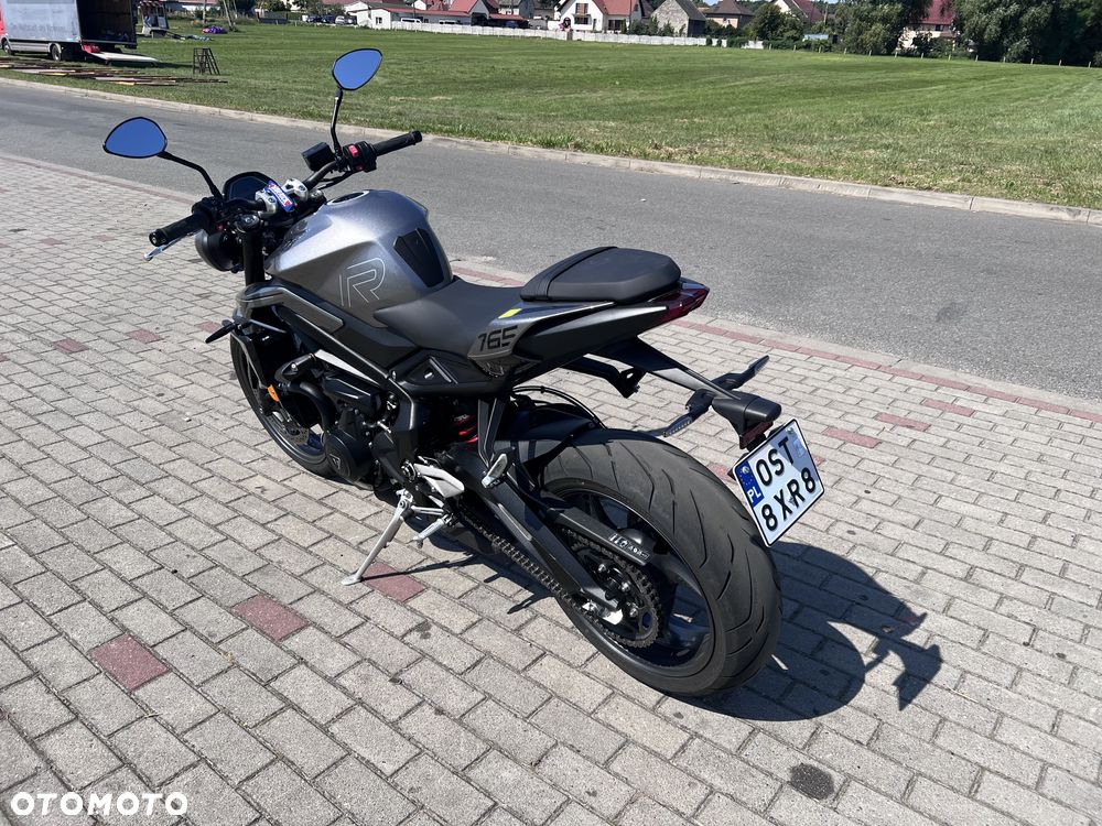 Triumph Street Triple - 5
