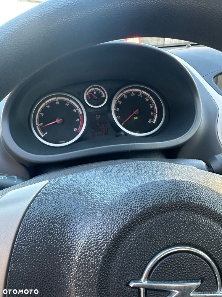 Opel Corsa 1.4 16V Automatik Catch me - 5