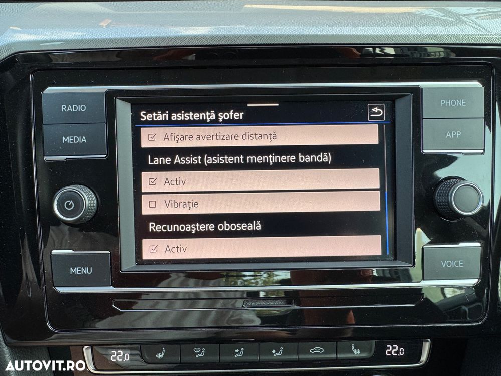 VOLKSWAGEN Passat 2020 — imagine 14