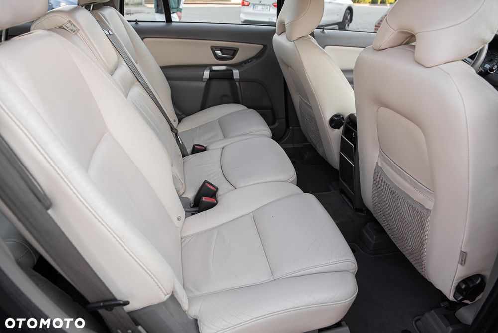 Volvo XC 90 - 6