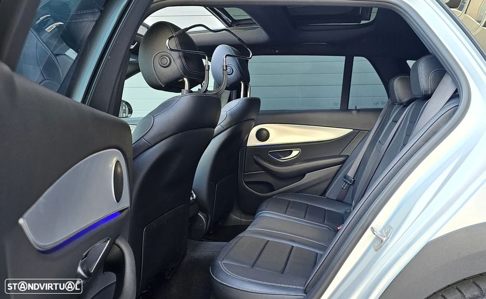 Mercedes-Benz E 220 d 4-Matic All Terrain Avantgarde - 13